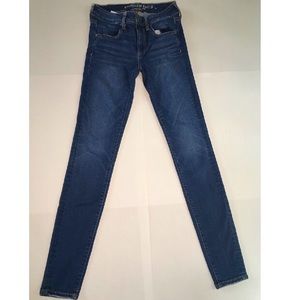 AMERICAN EAGLE SUPER STRETCH MEDIUM WASHED JEANS💫